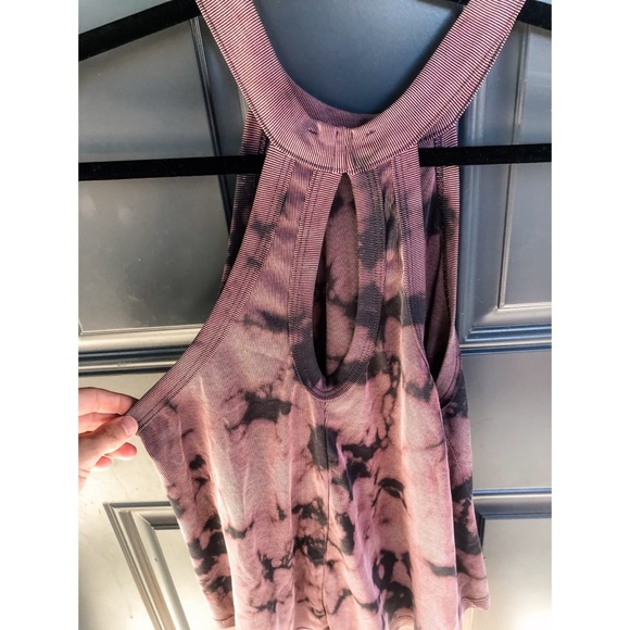 High Neck Tank - Picture 6 of 7